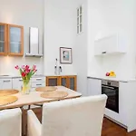 Location, Beautiful And Quiet Old Town Apt. Apartment Tallinn