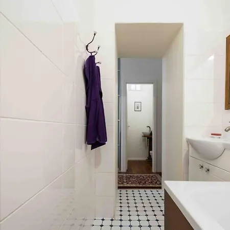 Location, Beautiful And Quiet Old Town Apt. アパート