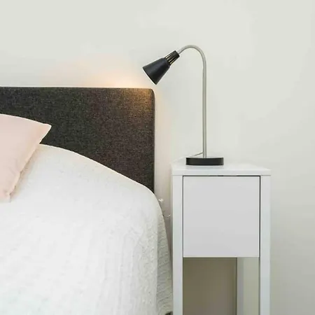 شقة Location, Beautiful And Quiet Old Town Apt. تالين