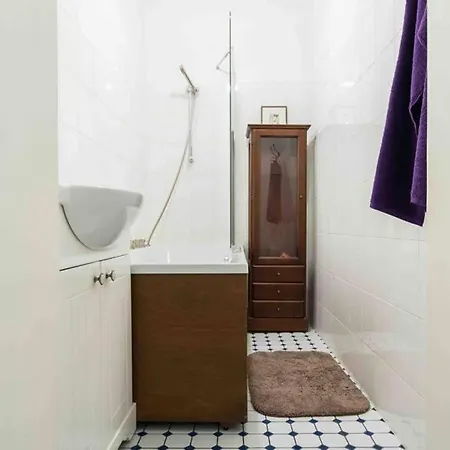 Location, Beautiful And Quiet Old Town Apt. شقة تالين