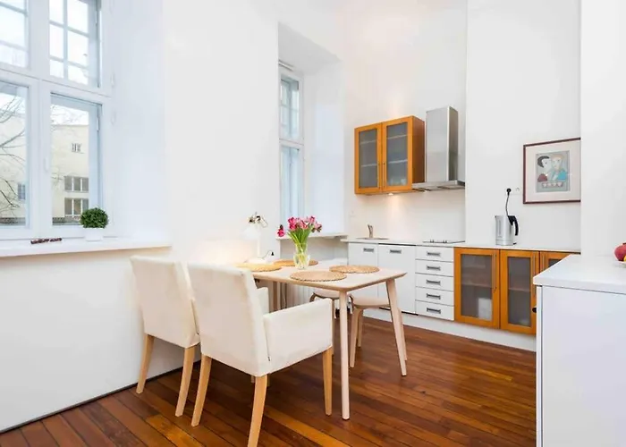 Apartment Location, Beautiful And Quiet Old Town Apt. Tallinn