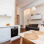 Location, Beautiful And Quiet Old Town Apt. Apartman Tallinn