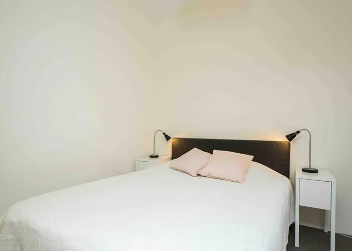 Apartment Location, Beautiful And Quiet Old Town Apt.